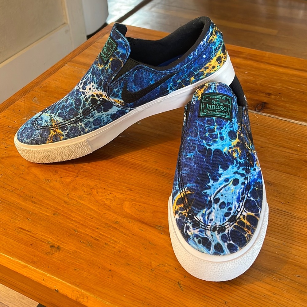Nike Janoski slip on